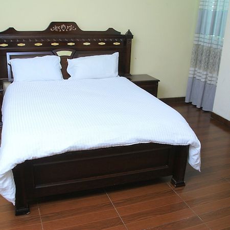 Bnow Hotel Адис Абеба Екстериор снимка